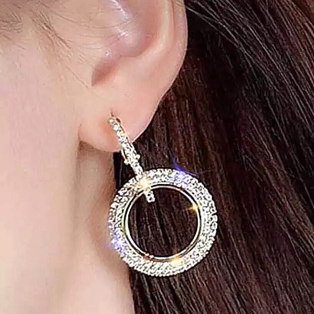 “Unbroken Circle” Crystal & Gold-tone Earrings ❤️ - Picture 3 of 5